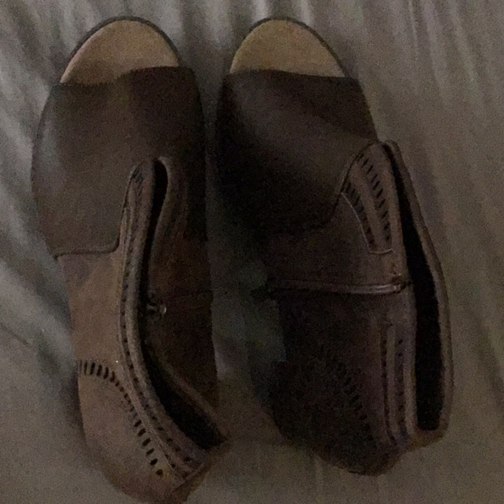 Women’s Brown open toe booties